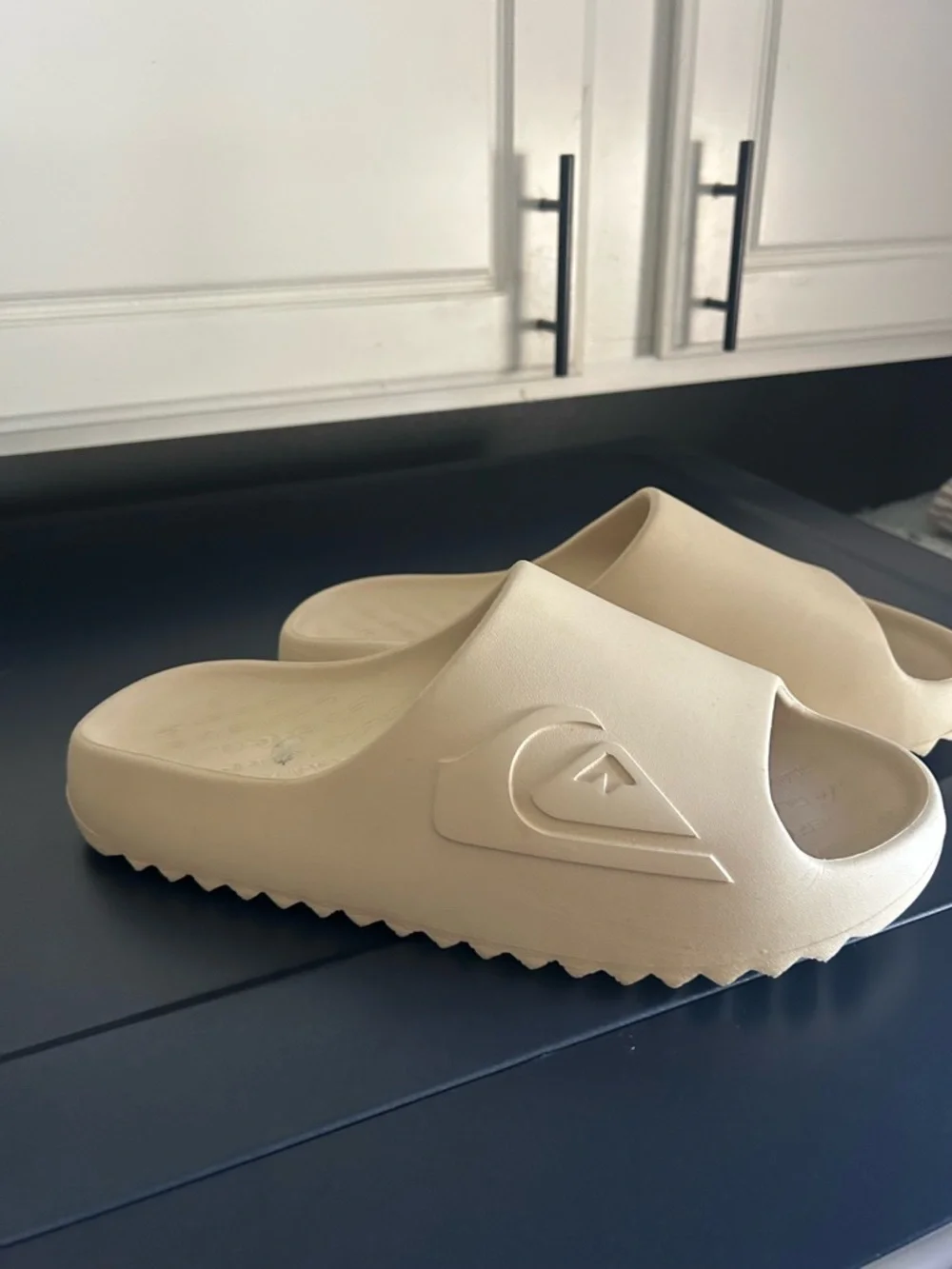 Men’s Pillow Quiksilver Beige Slide Sandals